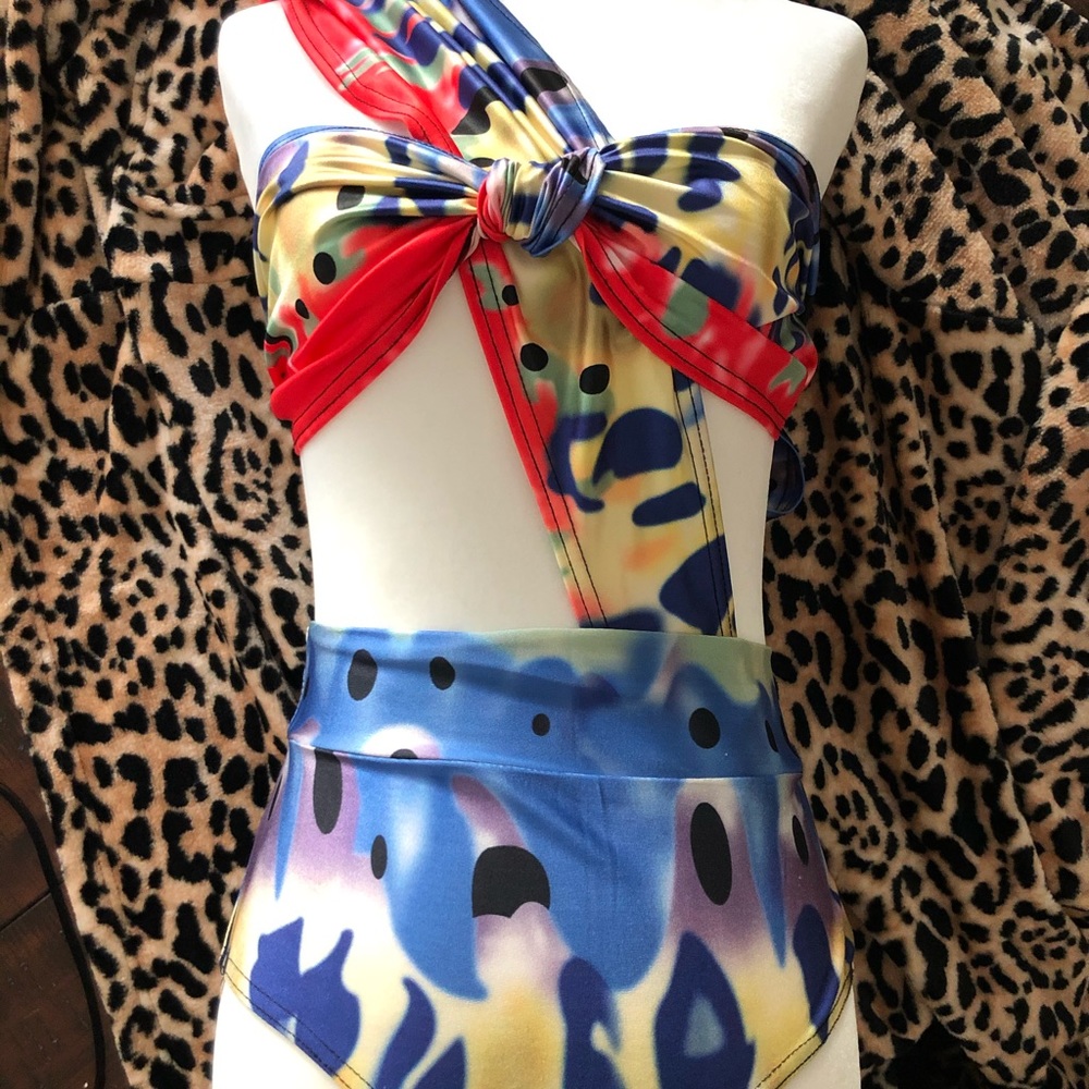 Bathing suit
